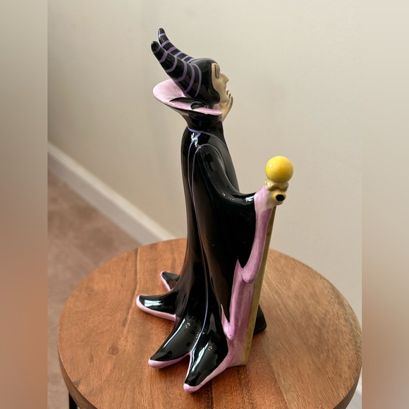 Disney Vintage Maleficent Figurine Porcelain Statue Japan Sleeping Beauty Decor - Picture 4 of 6